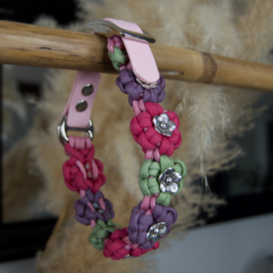 collier chien sur-mesure paracorde biothane fait main fleurs